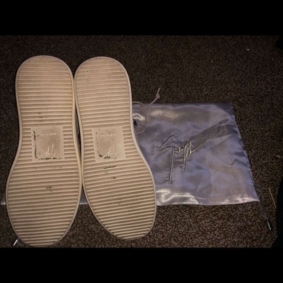 Women’s Giuseppe Sneakers - Picture 4 of 6